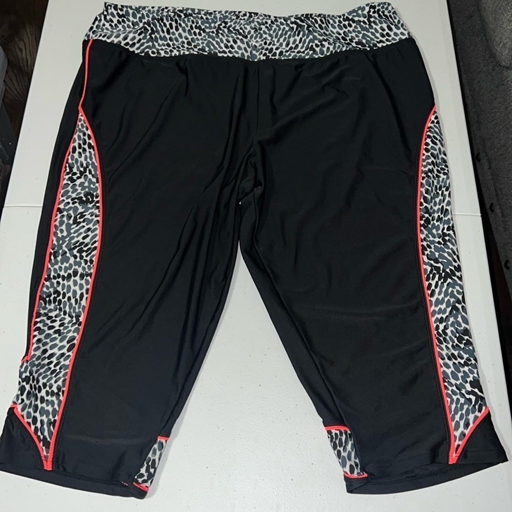 Swimsuits For All Women's Black/Pink gray Lazer Cut Out Sides Swim Capris sz 22